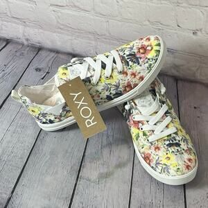 Womens Roxy Floral Tennis shoes size 8